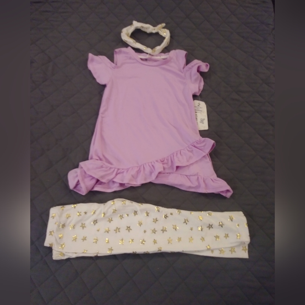 One Step Ahead Lavender Top with Capri Star Leggings